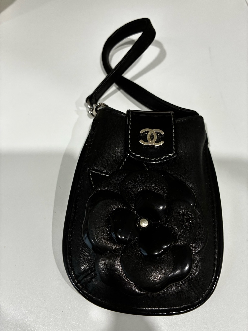 CHANEL Black Camellia Leather Wristlet Card Holder with CC Logo